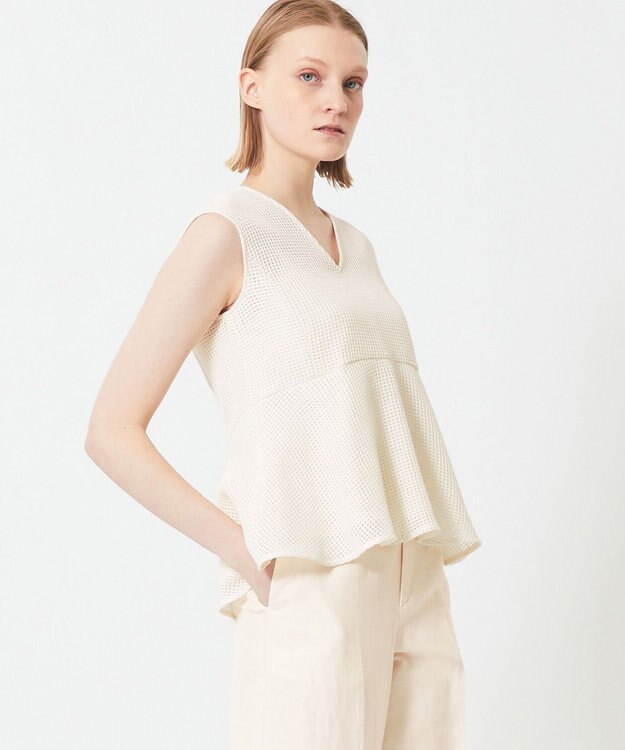 BEIGE， PINE / ペプラムブラウス Ecru