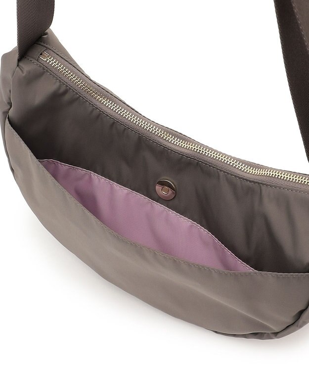 TOCCA MEMORY OF MOON POCHETTE ナイロンポシェット【WEB＆一部店舗限定・環境にやさしい素材】 グレージュ系