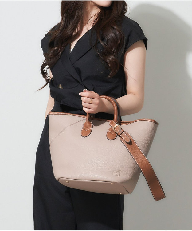 LA BAGAGERIE 【maison vert】 【シュリンク合皮・軽量】変形2WAYバッグ グレー