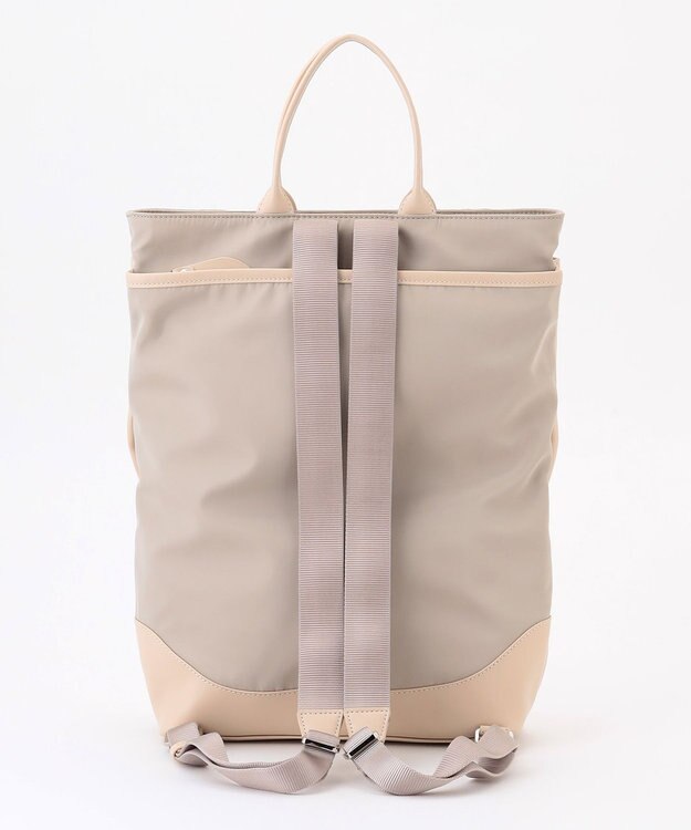 Y'SACCS シルキーリュクスバックパック アイボリー