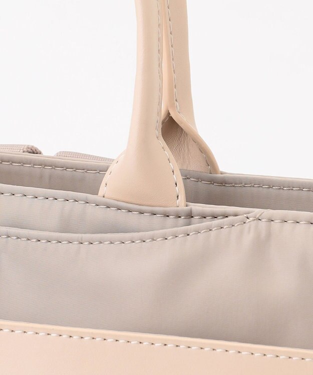 Y'SACCS シルキーリュクスバックパック アイボリー