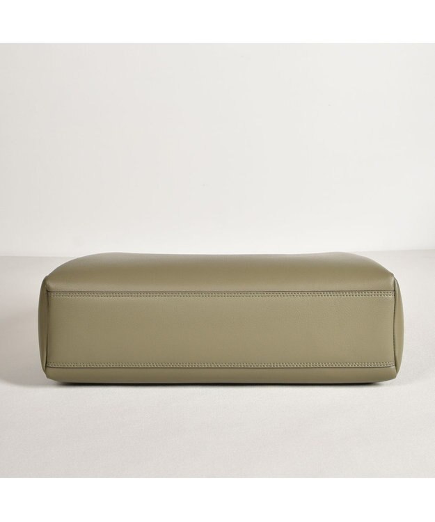 LA BAGAGERIE 【ドラマ衣装提供商品】シンプルA4トートバッグ カーキ