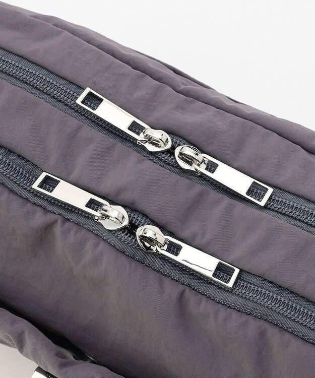 LA BAGAGERIE 【MONICA】クリンクルナイロン　ドロストショルダーバッグ グレー