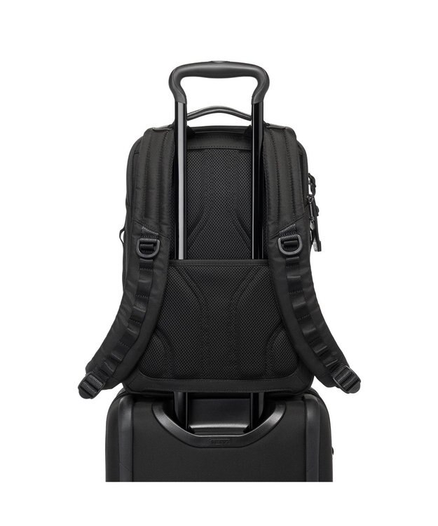 TUMI  メンズ  Alpha Bravo 「ダイナミック」バックパック ブラック
