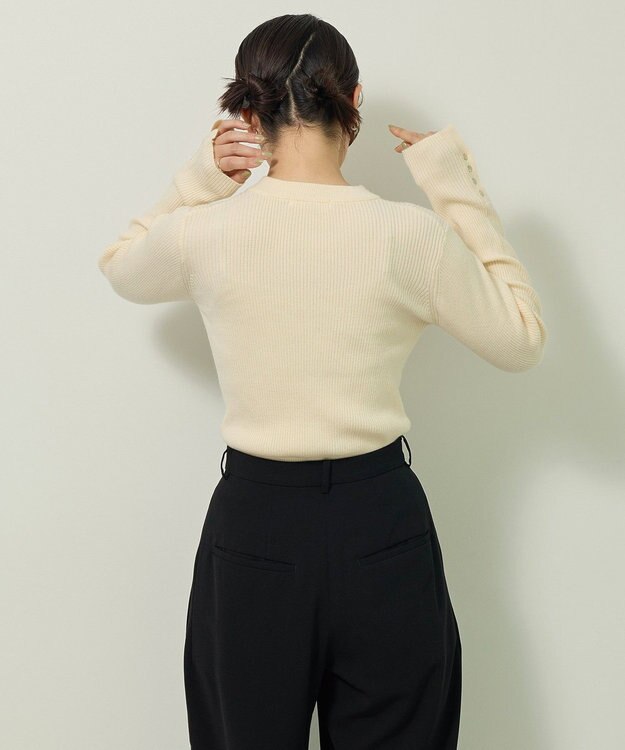 Green Parks もちやわ袖口釦リブニットプルオーバー Off White