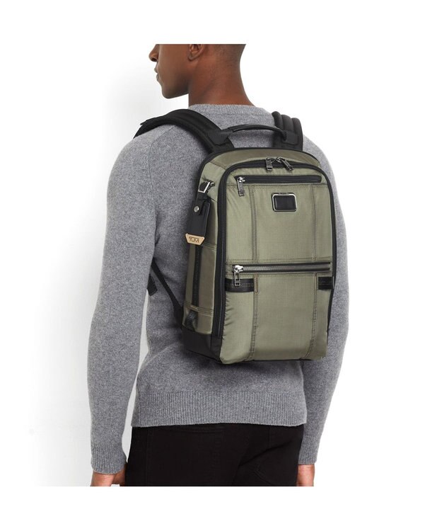 TUMI  メンズ  Alpha Bravo 「ダイナミック」バックパック ブラック