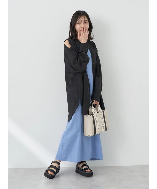 earth music&ecology ショルダースリットシャツ Black