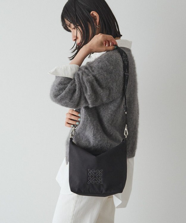 russet ＜320g/撥水性あり＞コーデュラナイロン2wayシンプルショルダーバッグ(CE-1536) Black