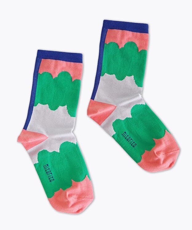 nitorito 【UNISEX】米沢オリジナル柄 ice monster 靴下 pink