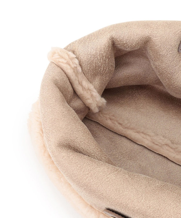 23区 VIOLAｄ’ORO エコムートン チェーンショルダー トートバッグ アイボリー系