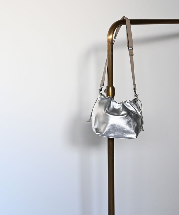 blancle メタリックレザー ドローストリング2wayバッグ SILVER