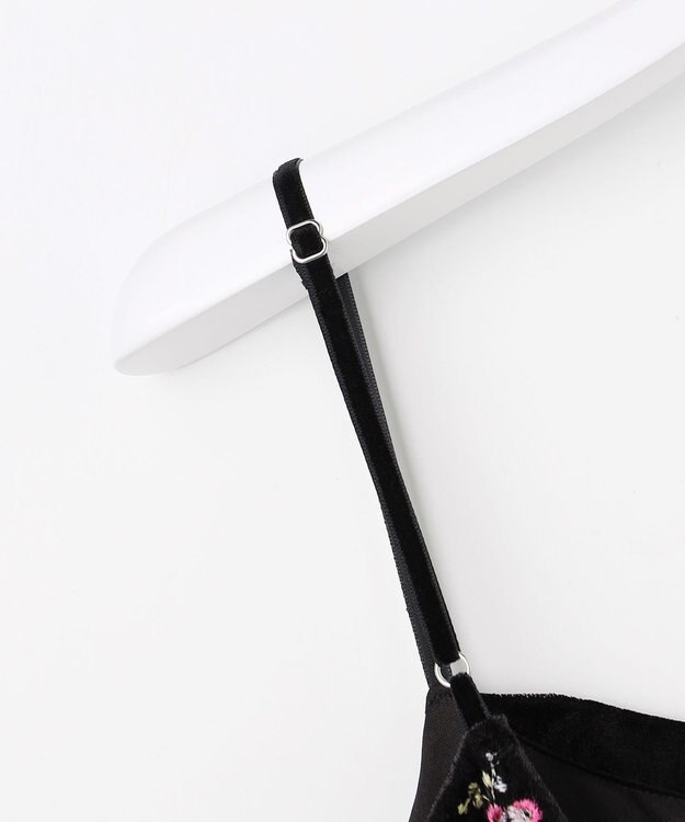 Feroux 刺繍入りベロアキャミソール ワンピース ブラック系