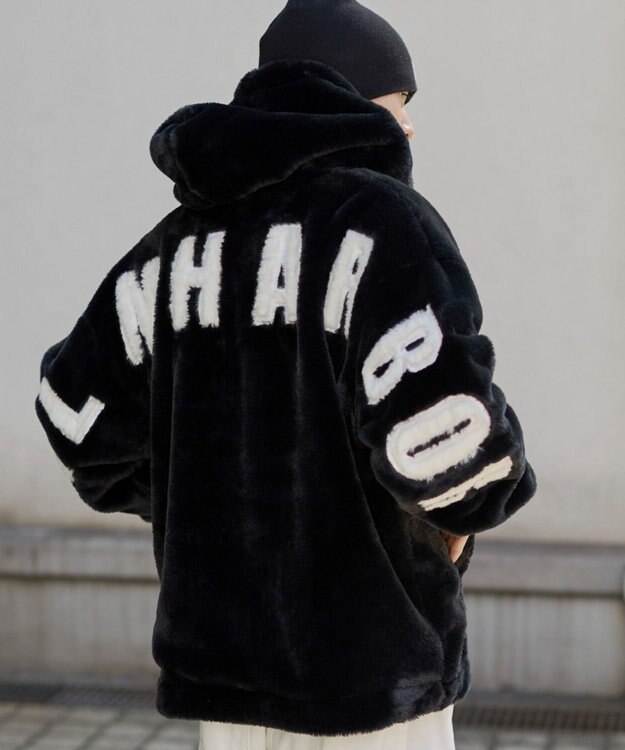 WEGO 【ユニセックス着用ITEM/MLサイズ展開】エコファーグラフィックブルゾン ブラック