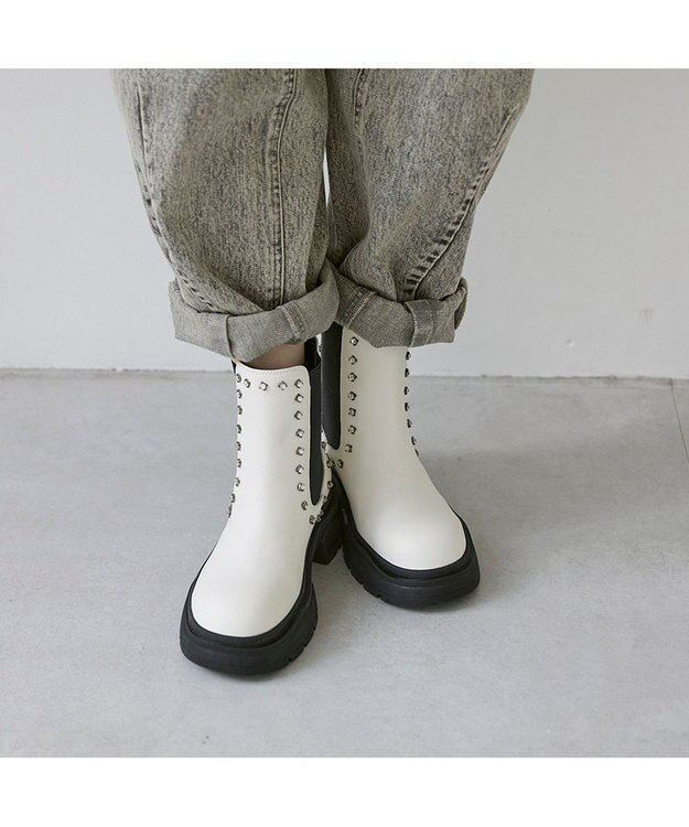 MODE ET JACOMO <carino>サイドゴアビジューショートブーツ アイボリー