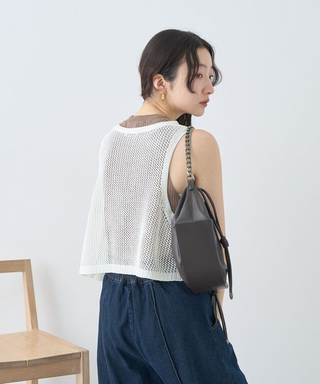 earth music&ecology フラワー刺繍メッシュベスト Off White