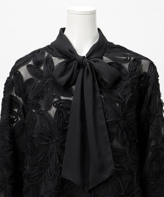 23区 【GOLD LABEL/見上愛さん着用】テープエンブロイダリー ブラウス ブラック系