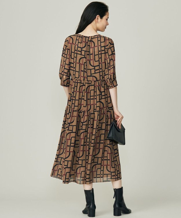 自由区 S ジオメトリックレトロプリント ワンピース ベージュベース