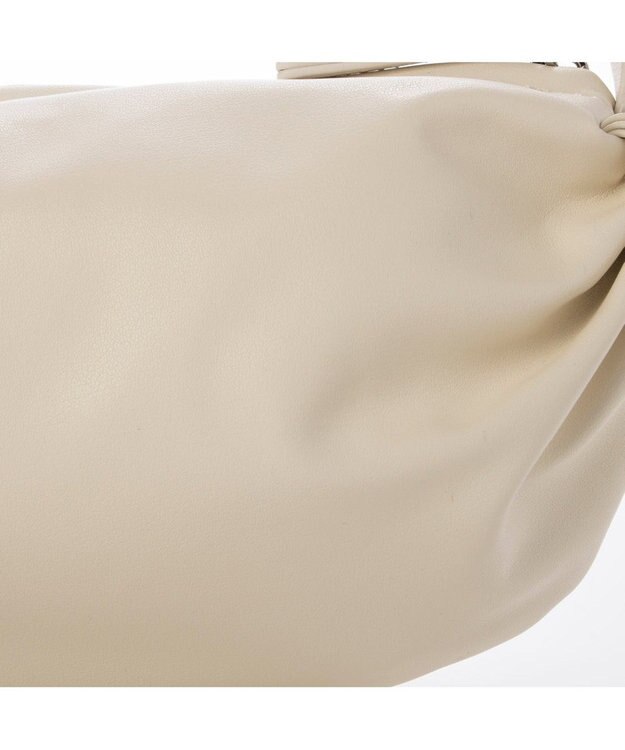 UNBILLION カシュカシュ cachecache / ギョウザ型ミニショルダー アイボリー