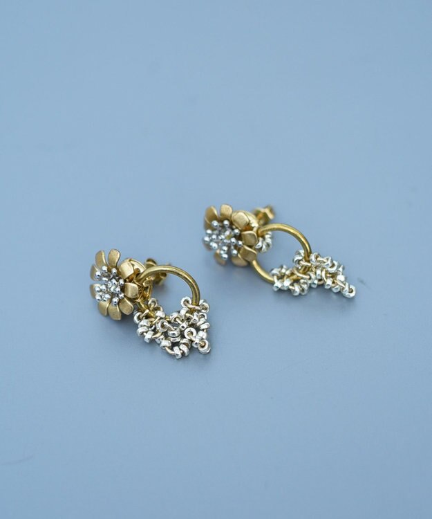 monshiro マーガレットピアス ゴールド×グレー