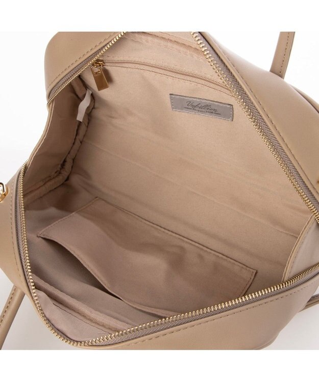 UNBILLION カシュカシュ cachecache / チャーム付横長ボストン オーク