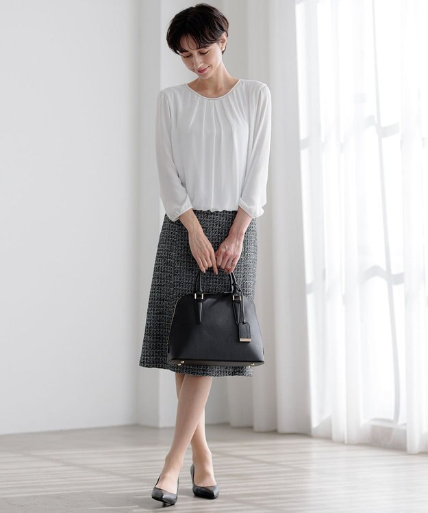 23区 【洗える】シルキーデシン ボールチェーン カットソー ホワイト系