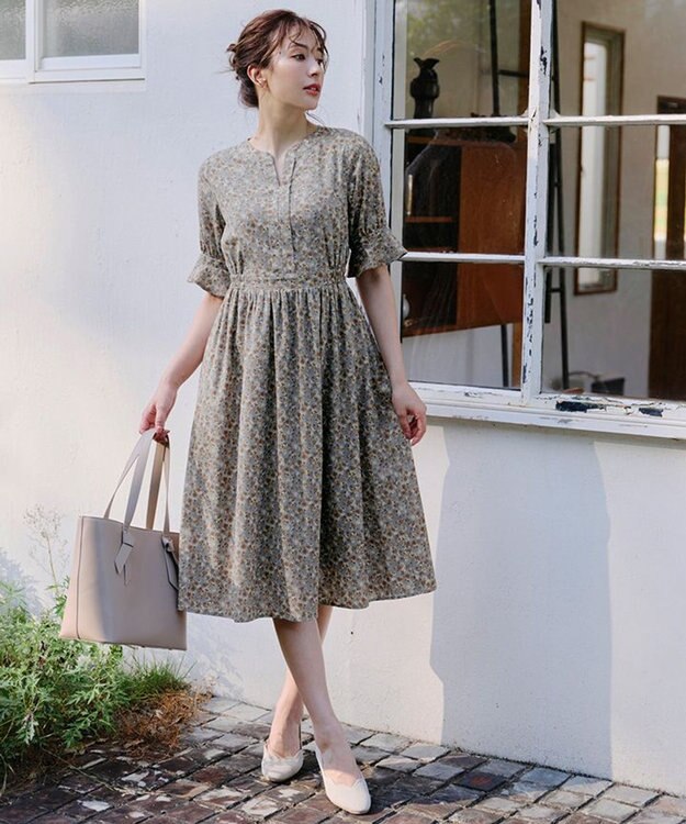 Tiaclasse 【洗える】キャンディースリーブ花柄ワンピース ブルー