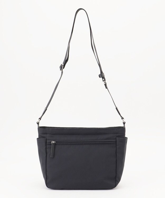 Y'SACCS ダブルタブ　トラベルショルダーバッグ ブラック