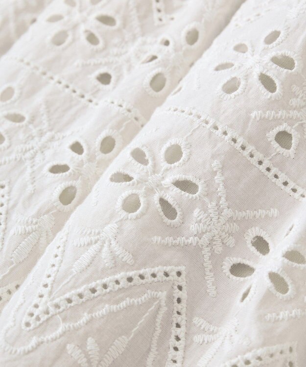 earth music&ecology シフリー刺繍スカート Ivory