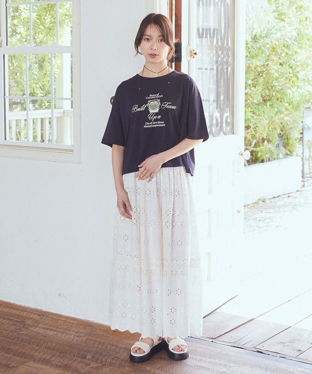 earth music&ecology シフリー刺繍スカート Ivory