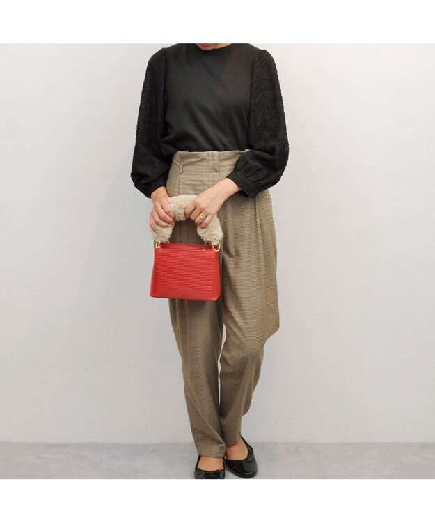 UNBILLION cachecache スパイラルエコファーハンドルスクエアミニショルダー レッド