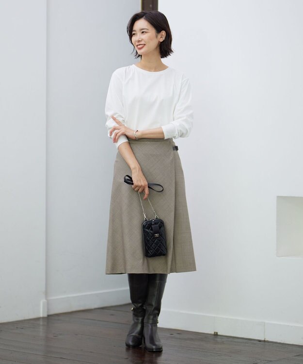 J.PRESS LADIES キルティング スマホポシェット ブラック系