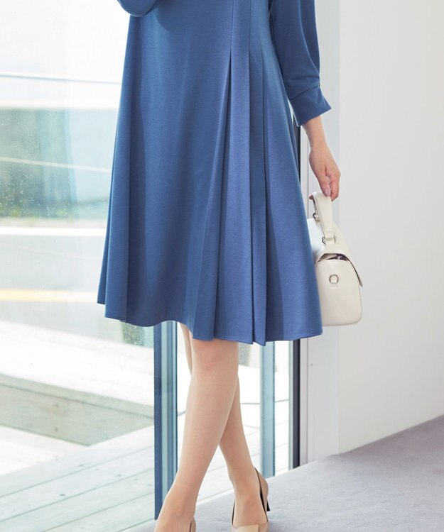 Tiaclasse 【GOLD LABEL・洗える】アシメプリーツポンチワンピース ブルー