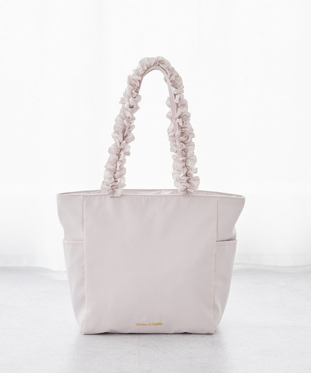Maison de FLEUR 撥水加工フリルハンドルバッグ Grayish Pink