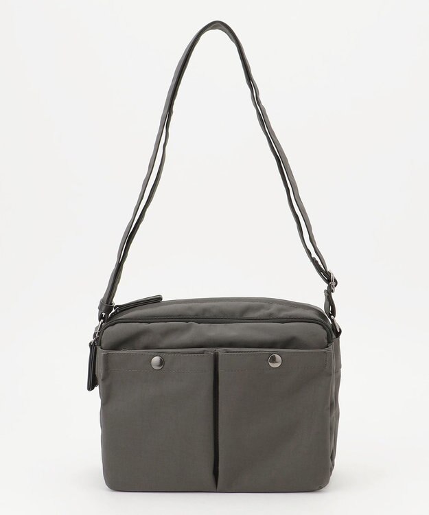 Y'SACCS 【ムック本掲載】クリンクルナイロン　ダブルポケットショルダー ダークグレー