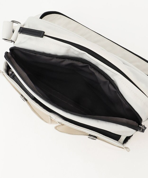 Y'SACCS 【ムック本掲載】クリンクルナイロン　ダブルポケットショルダー ホワイト