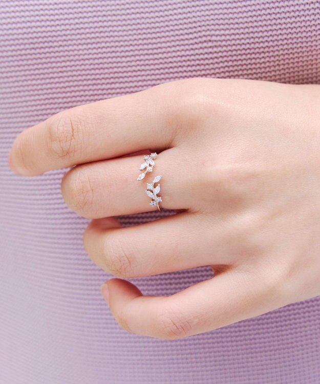 Tiaclasse ボタニカルモチーフストーンリング シルバーC