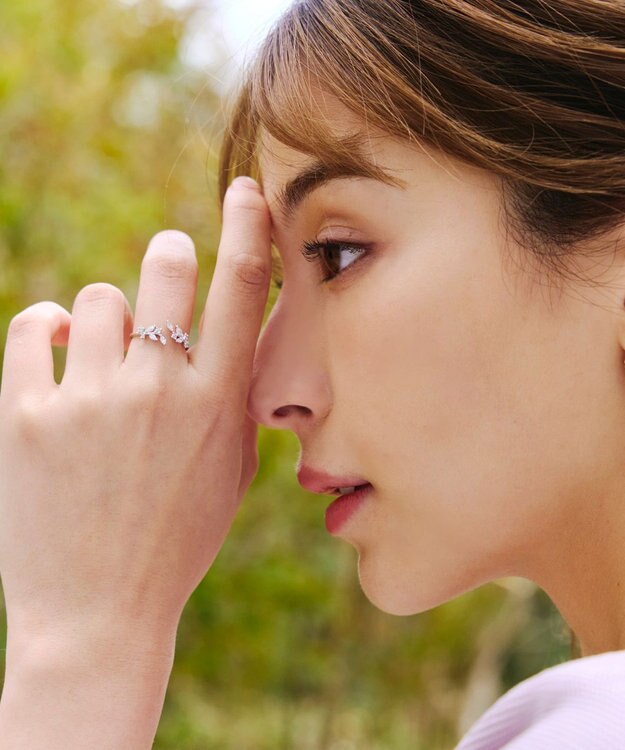 Tiaclasse ボタニカルモチーフストーンリング シルバーC