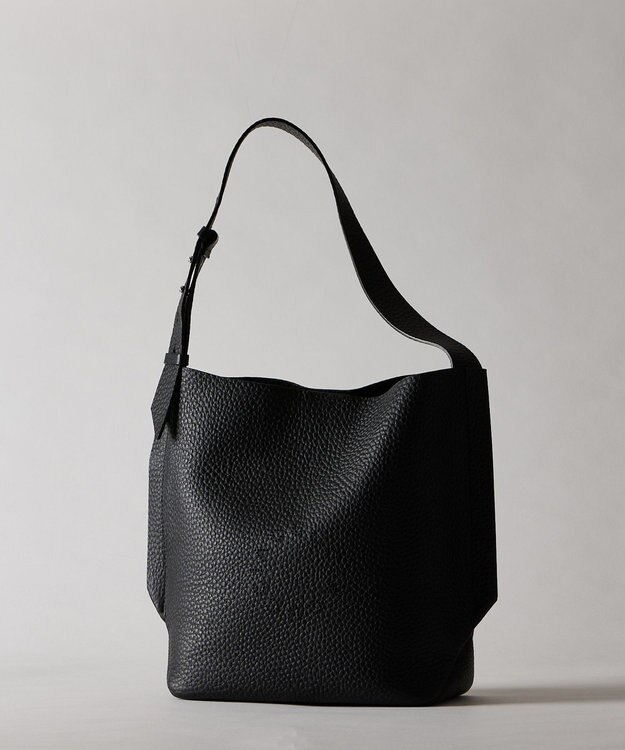 IACUCCI ルオータ ワンハンドルトート ALCE ブラック