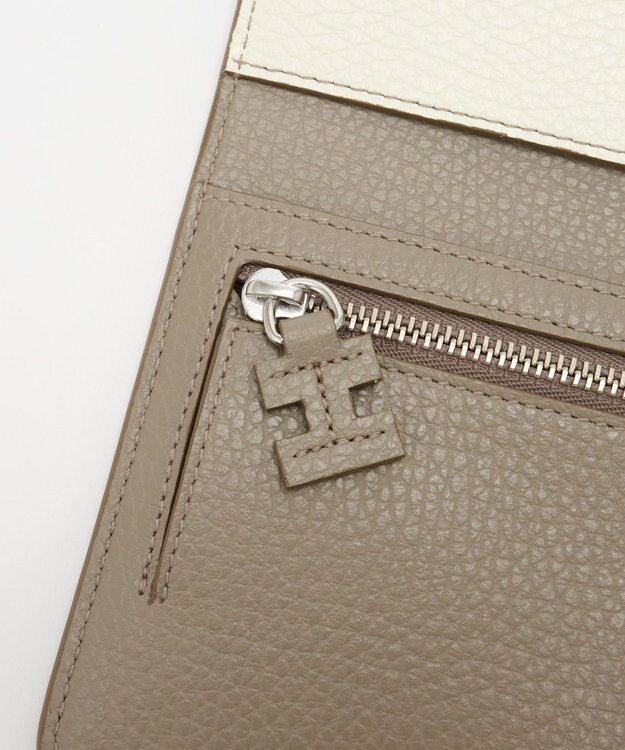 IACUCCI アバ バイカラーロングウォレット CERVO グレージュ