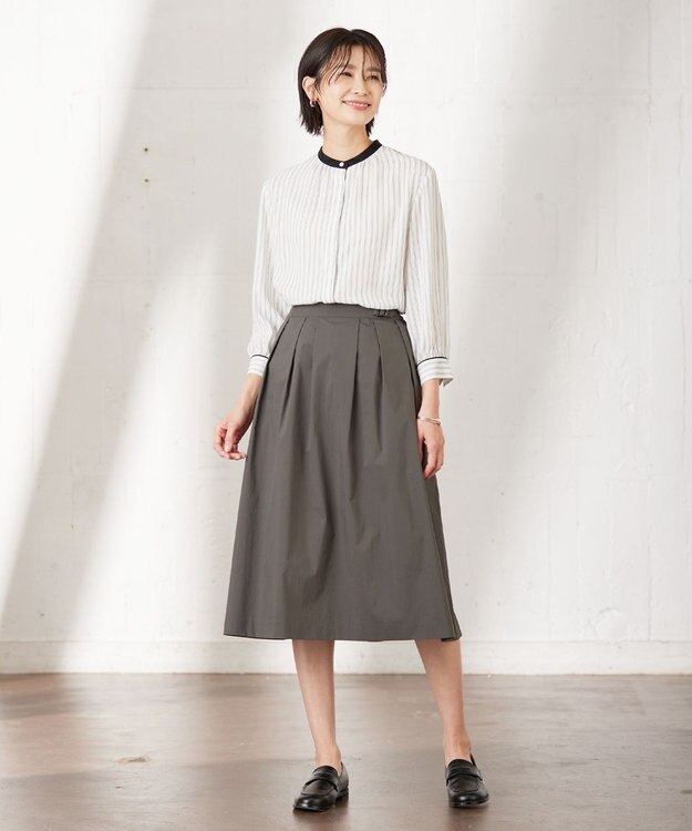 J.PRESS LADIES 【洗える】 バックサテンランダムストライプ バンドカラー ブラウス ホワイト系1