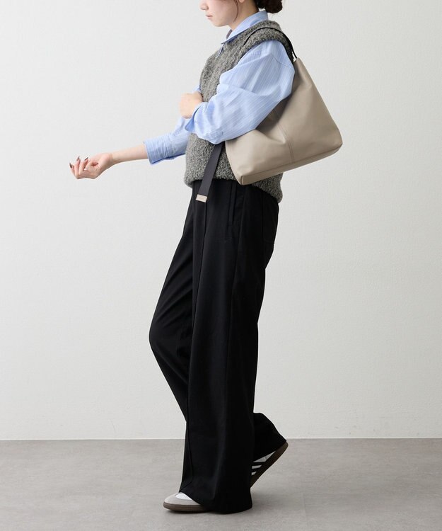 russet レザーホーボーバッグ M(CE-1658) GrayBeige