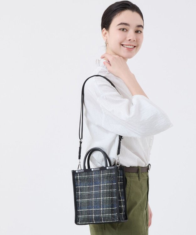 LeSportsac WOVEN MINI N/S TOTE/マルチメッシュノワール マルチメッシュノワール
