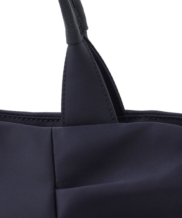 TOCCA 【八木アリサさん着用】RIBBON KNOT NYLONBAG ナイロントートバッグ ネイビー系