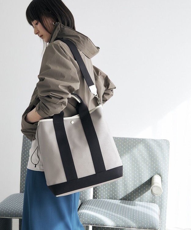 TOPKAPI 【Breath TOPKAPI】スコッチグレイン ネオレザー 縦型 A4 トート バッグ ショルダー付き L グレージュ