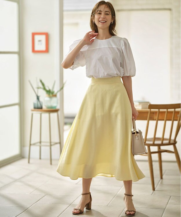 組曲 L コットンローン ボリュームスリーブブラウス アイボリー系