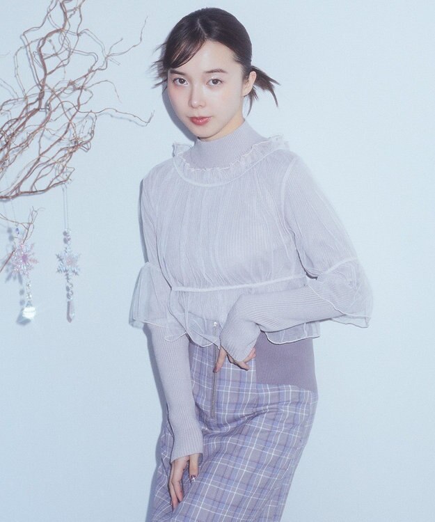 earth music&ecology ＳＥＴ２点リブニットインナー＋チュールプルオーバー Light Gray