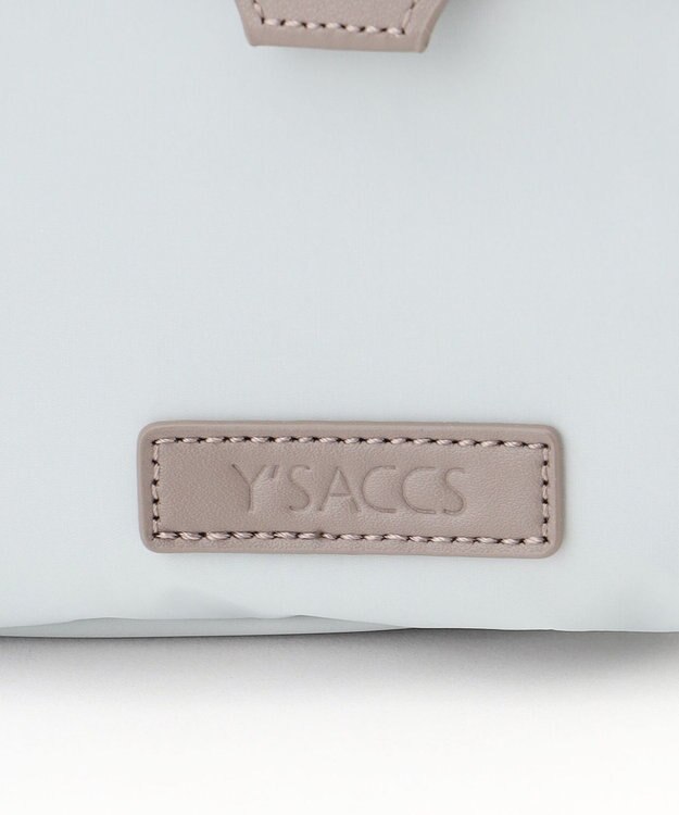 Y'SACCS ダブルタブ　トラベルショルダーバッグ ライトグレー