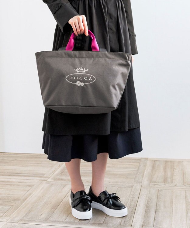 TOCCA 【撥水素材＆防水ファスナー】RAIN TOTEBAG トートバッグ ライトグレー系