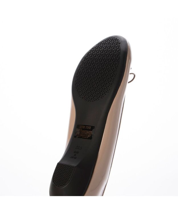 ing <Pitti>【WEB限定】ラウンドトゥレインバレエシューズ ベージュエナメル