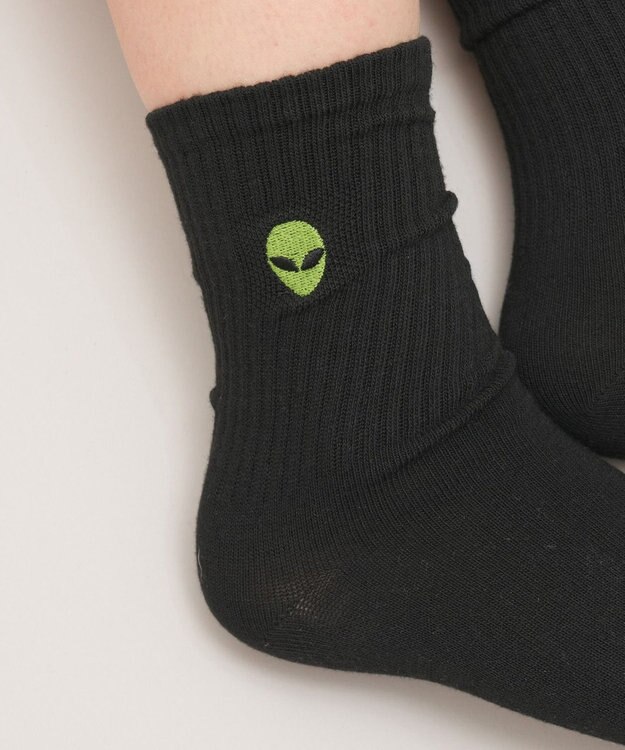 WEGO ワンポイント刺繍クルーソックス ブラック